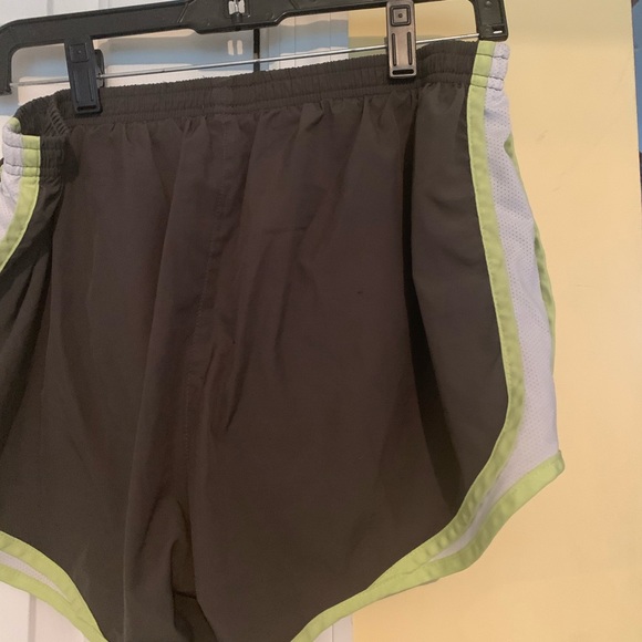 Nike Dri-Fit Running Shorts Size‎ Large - Picture 2 of 4